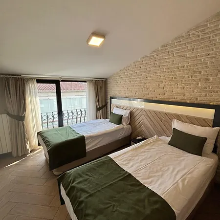 Aldino Hotel 4*