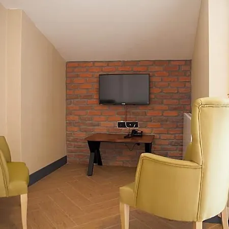 Aldino Hotel